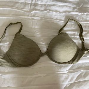 Victoria’s Secret bra